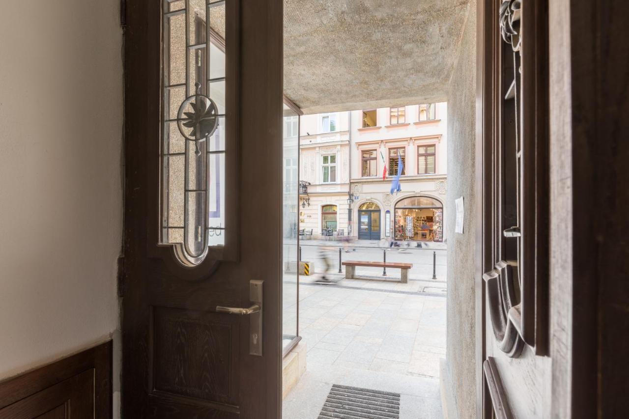 Cadena Gallery Apartments Matejko Cracóvia Exterior foto